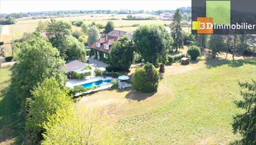 Maison 8 pièces 290 m² · à Dole · 290 m² · 468 000 €