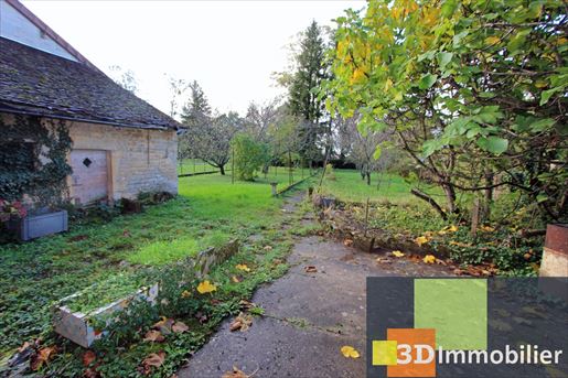 7 pièces 200 m² · à Lons-le-Saunier · 200 m² · 119 000 €