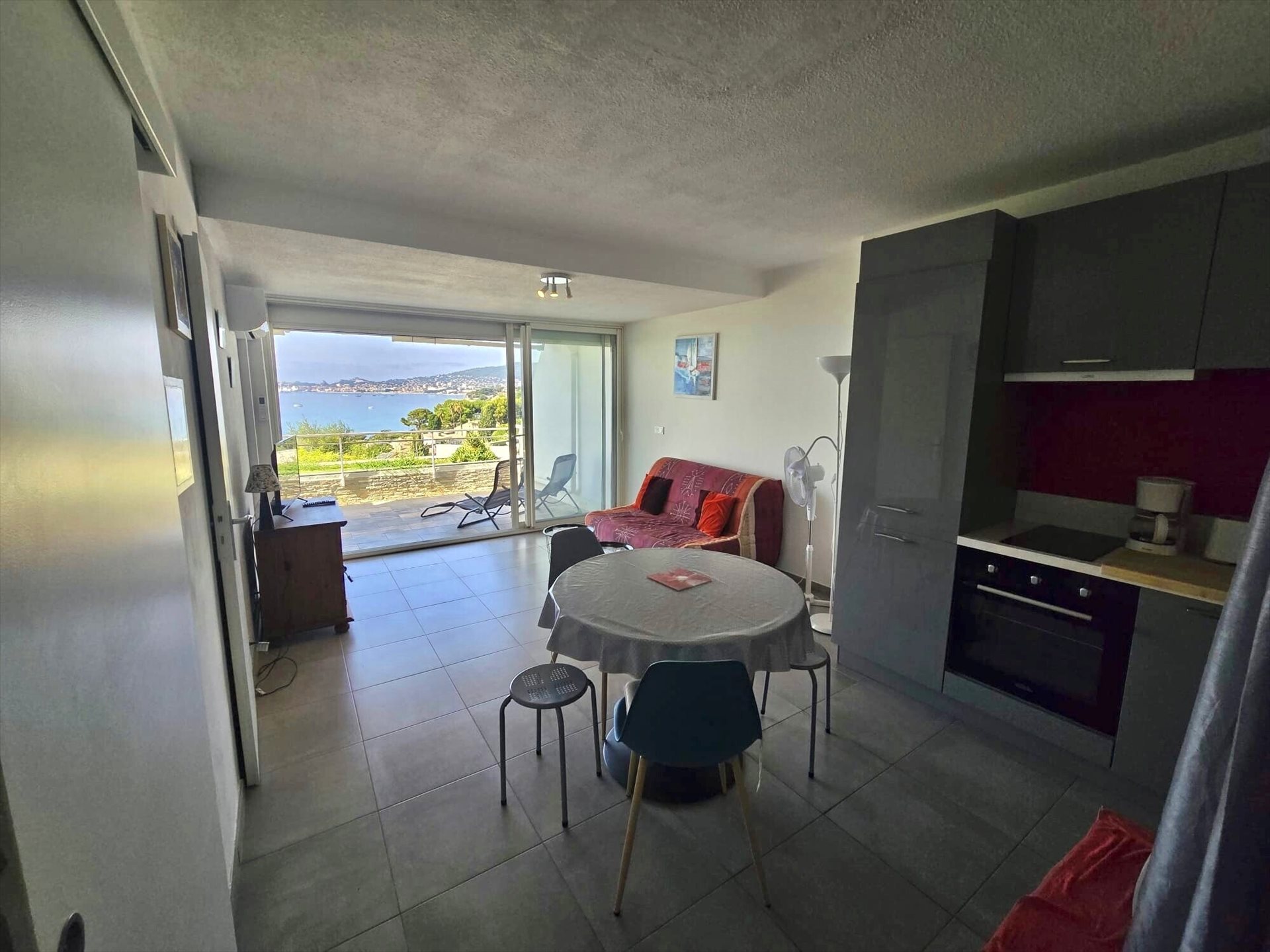 Appartement à louer, 29m², La Ciotat