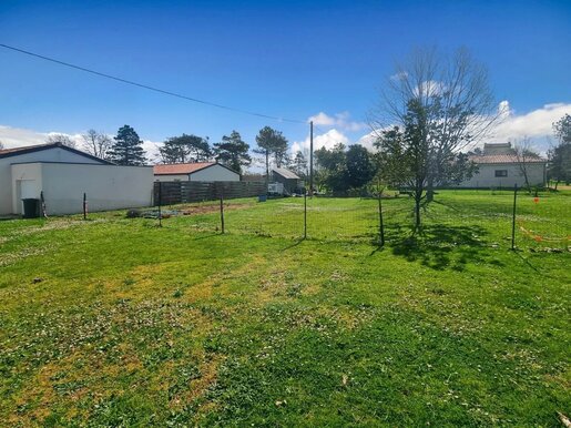 Terrain 420 m² · à Nègrepelisse · 39 800 €