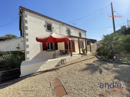 Maison 6 pièces 128 m² · à Airvault · 128 m² · 173 000 €