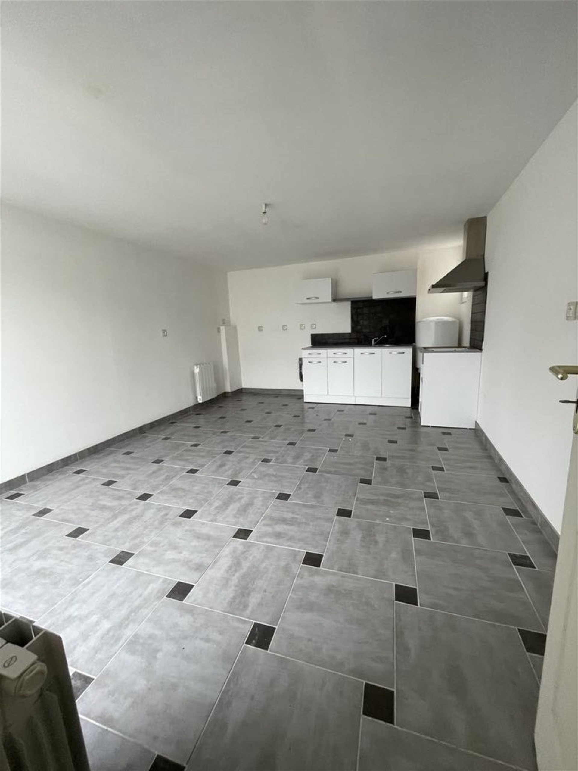 Maison à louer, 30m², Boué