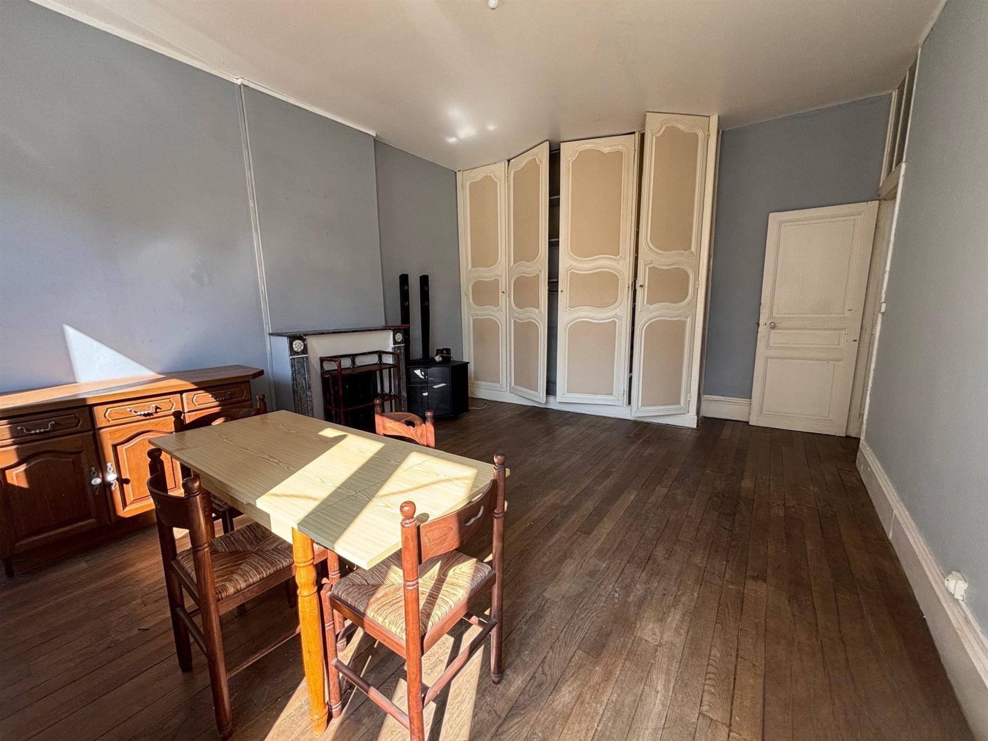 Appartement à louer, 54m², Guise