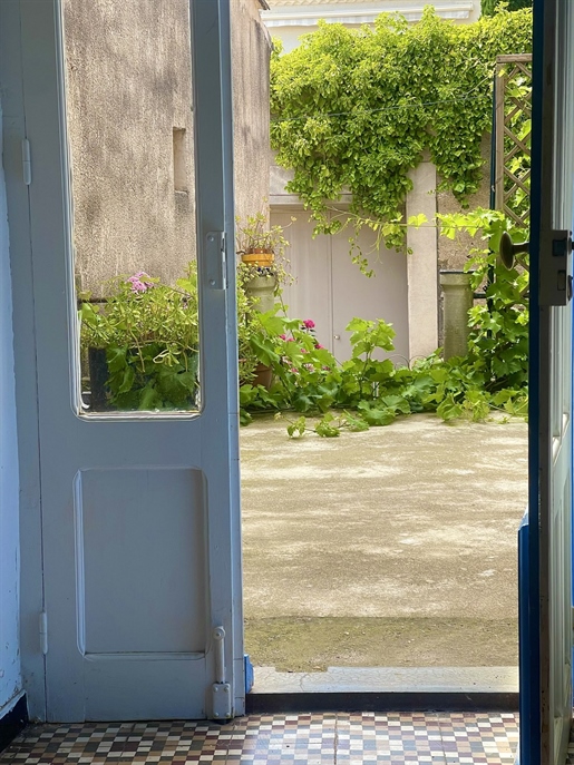 Maison 5 pièces 75 m² · à Cabrerolles · 75 m² · 129 000 €