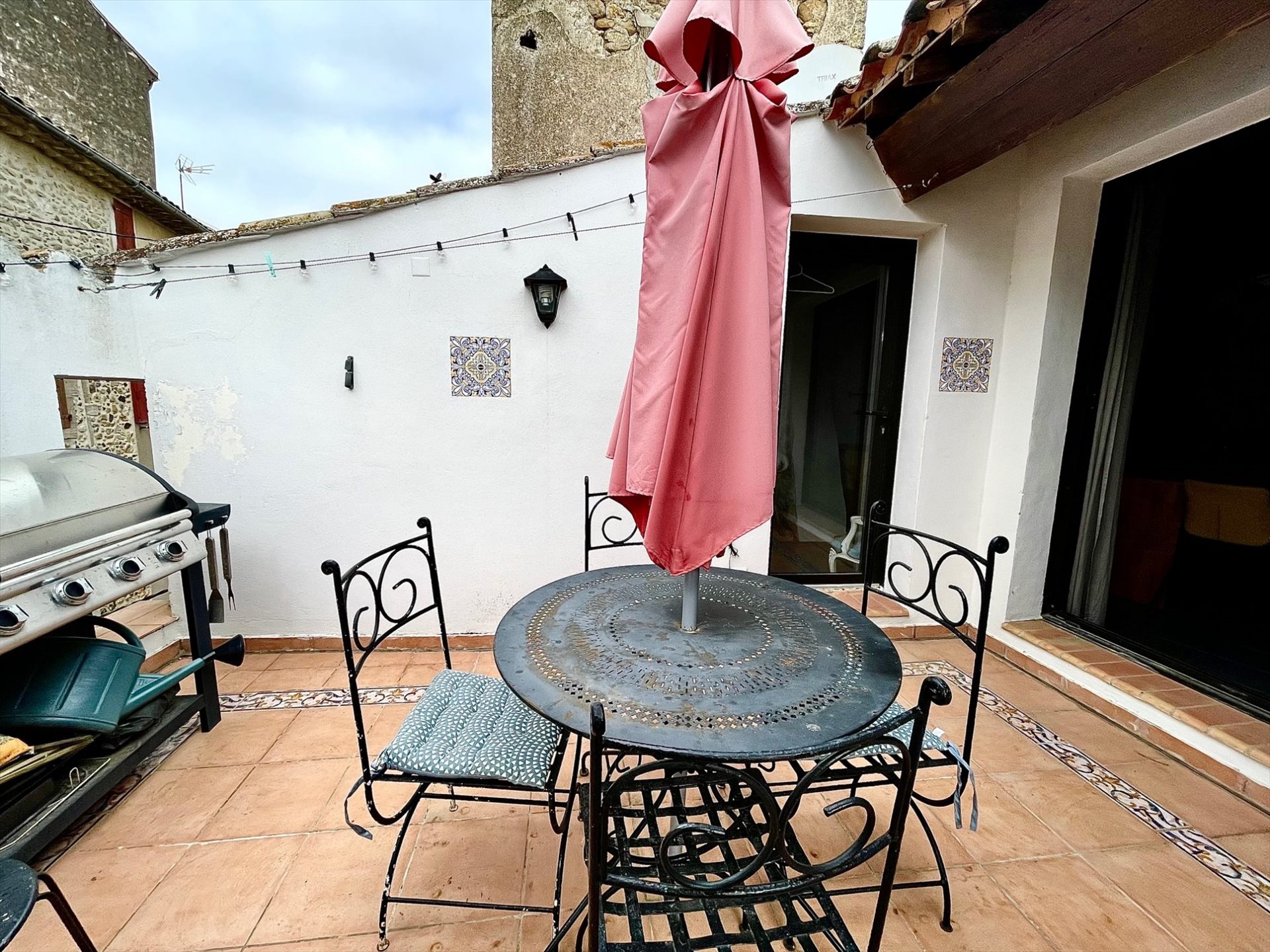 Maison à vendre, 135m², Pouzolles