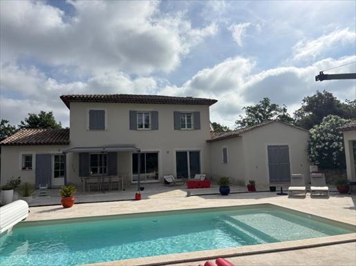 Maison 6 pièces 168 m² · à Lorgues · 168 m² · 995 000 €