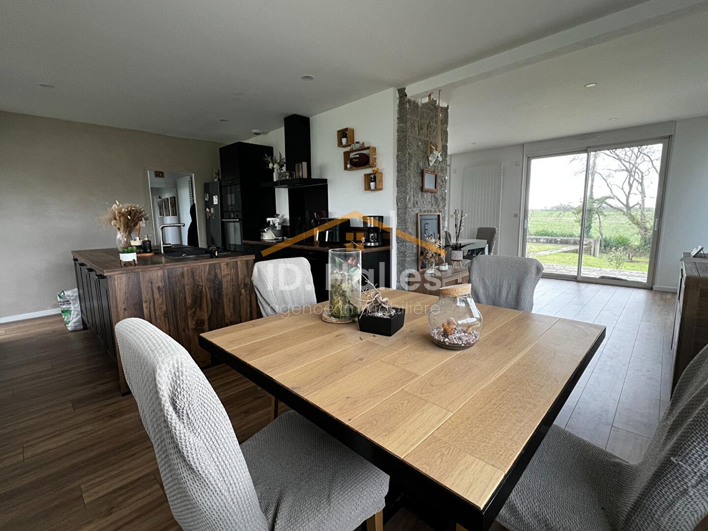 Maison à vendre, 170m², Congrier