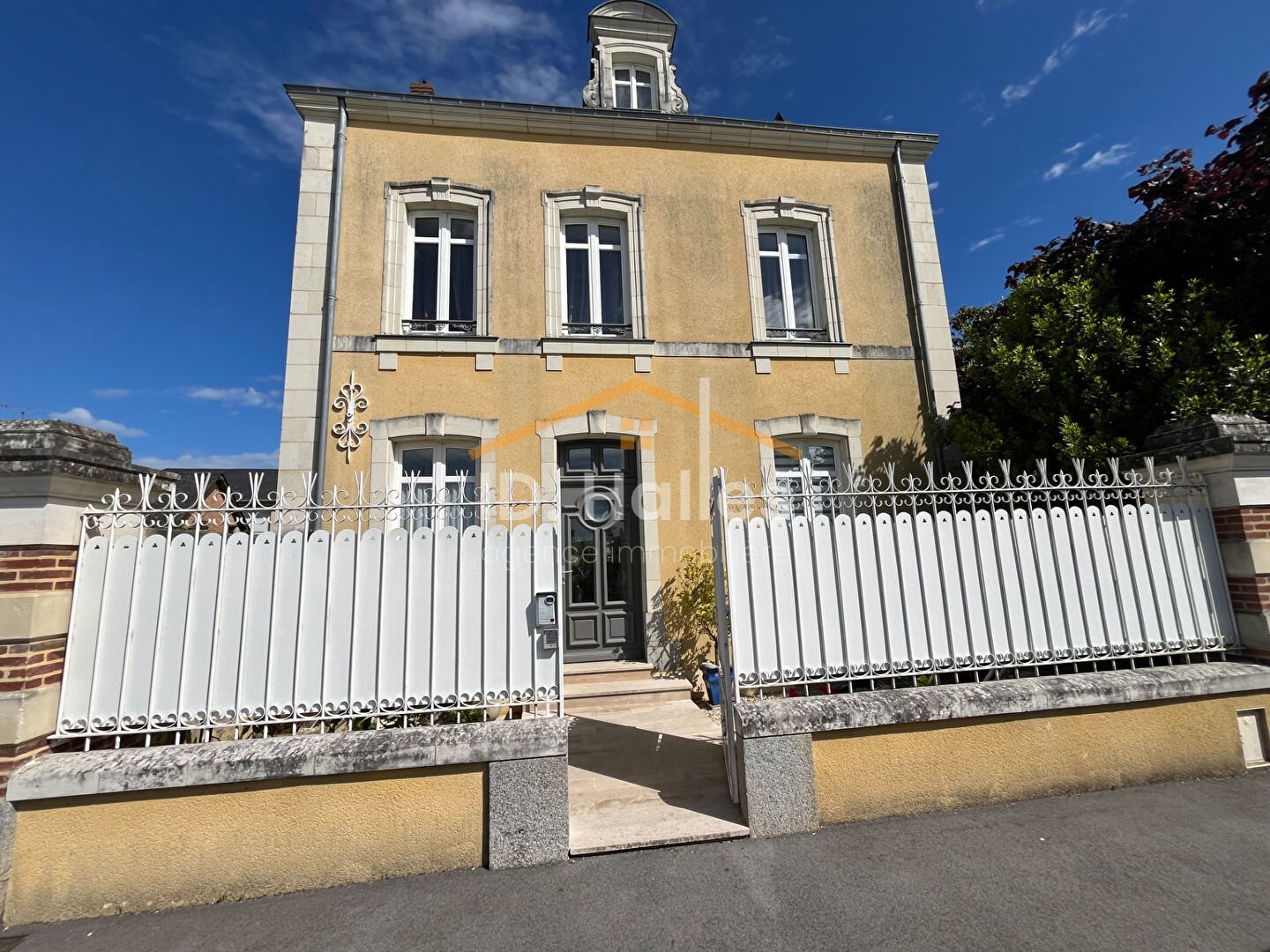 Maison à vendre, 228m², Craon