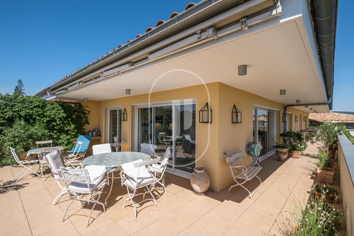 Appartement à vendre, 130m², L'Isle-sur-la-Sorgue