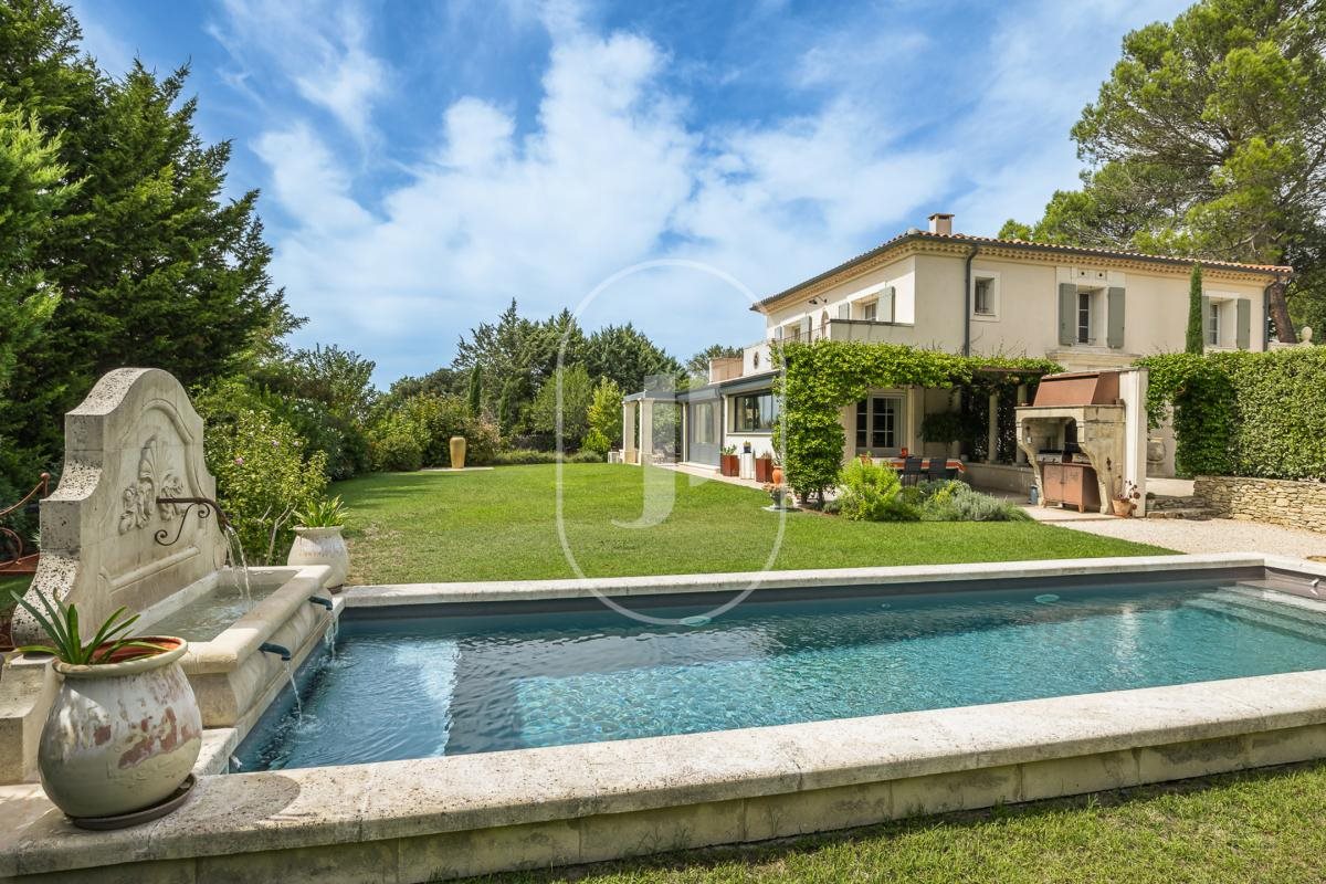 Maison à vendre, 248m², L'Isle-sur-la-Sorgue