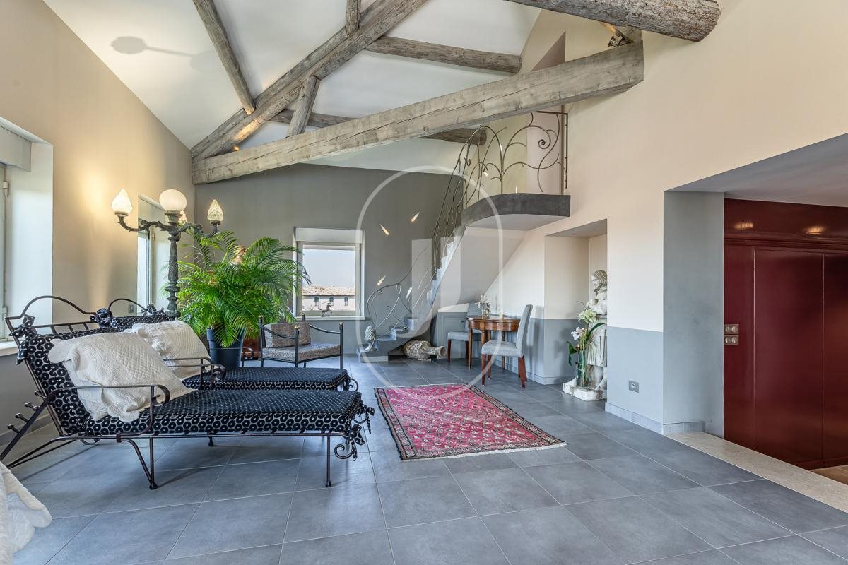 Appartement à vendre, 302m², L'Isle-sur-la-Sorgue