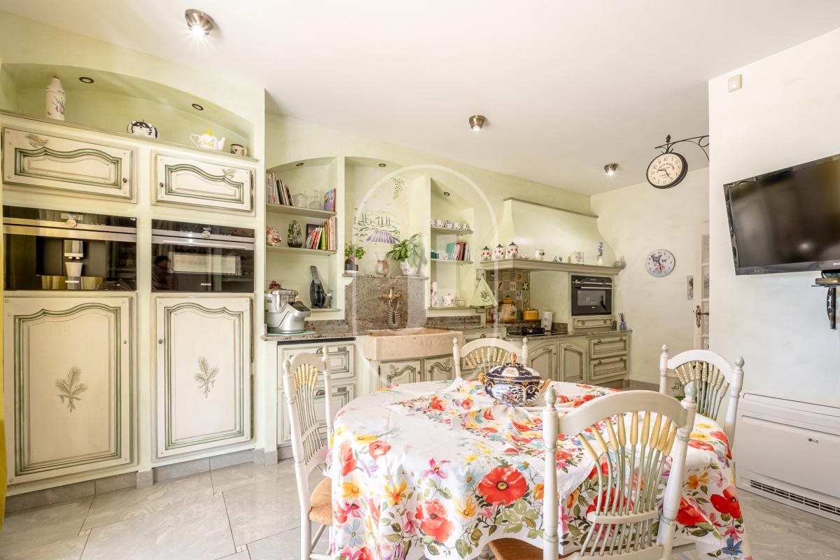 Maison à vendre, 225m², Le Thor