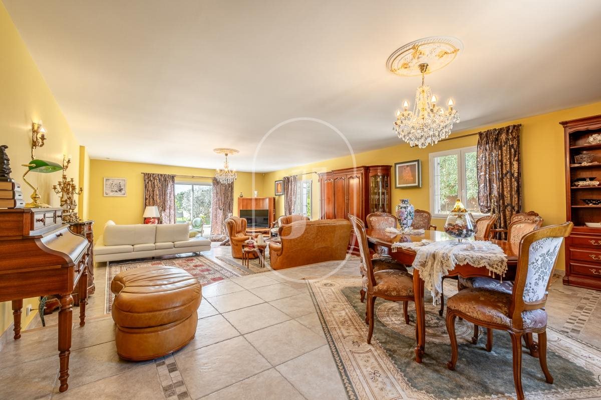 Maison à vendre, 225m², Le Thor