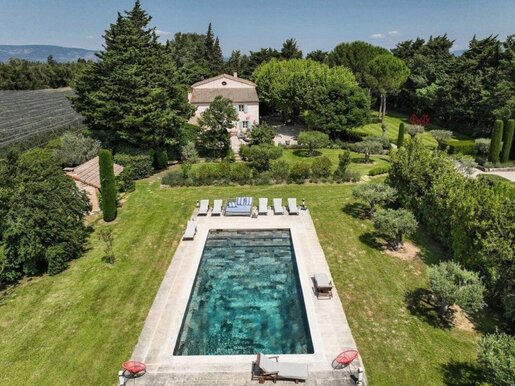 Maison 13 pièces 504 m² · à L'Isle-sur-la-Sorgue · 504 m² · 2 530 000 €