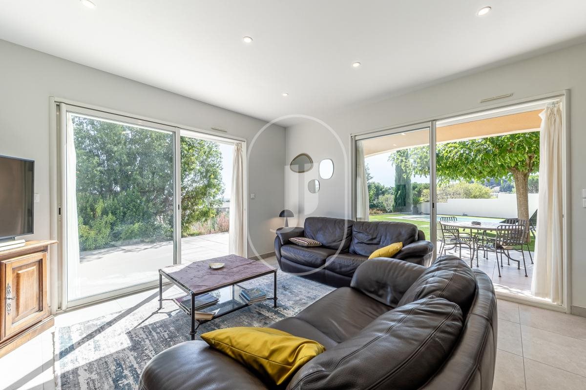 Maison à vendre, 135m², Saint-Saturnin-lès-Avignon