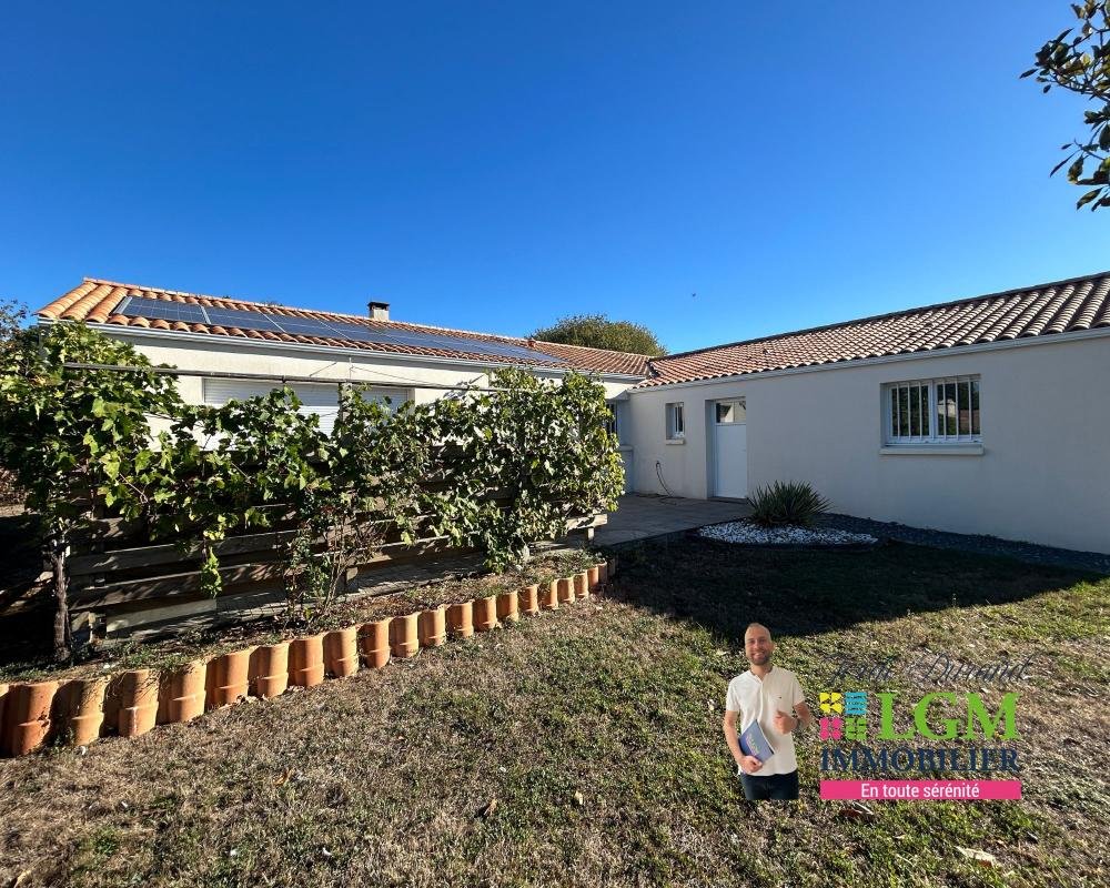 Maison à vendre, 129m², Nesmy