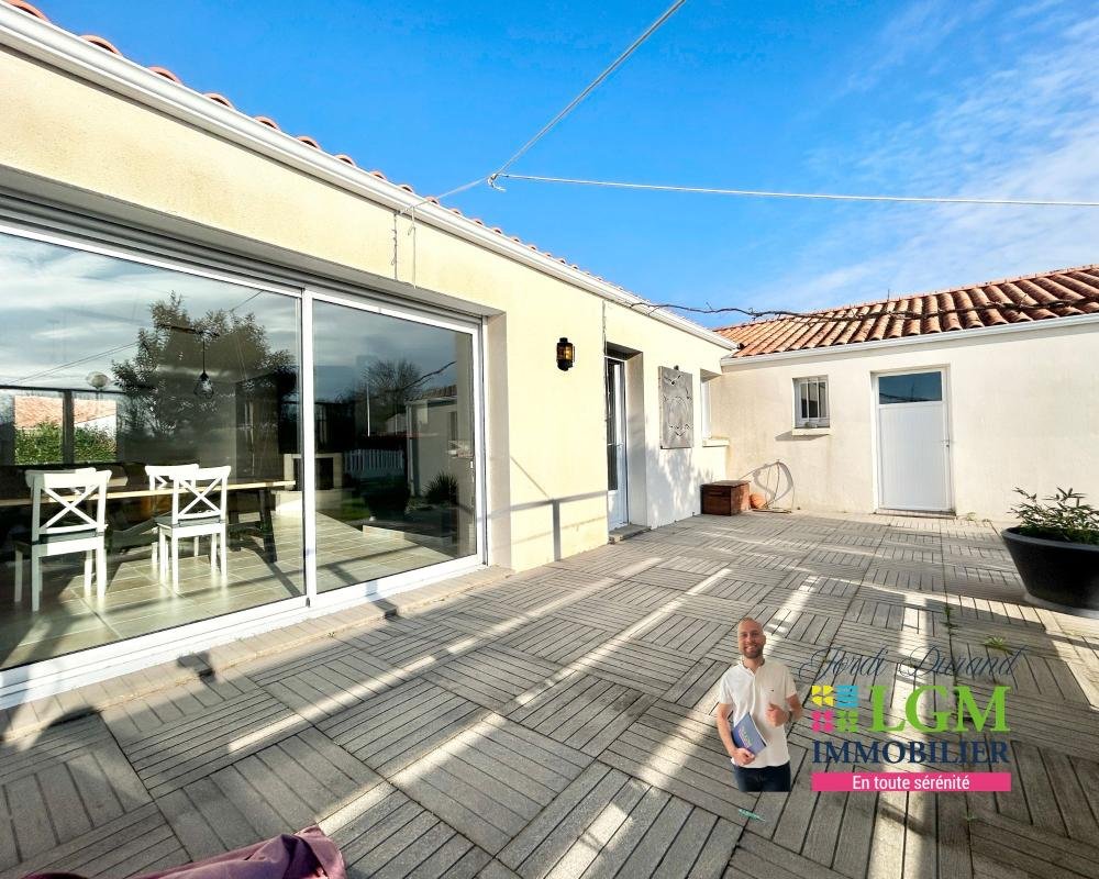 Maison à vendre, 129m², Nesmy