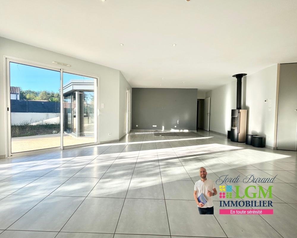 Maison à vendre, 123m², Nesmy