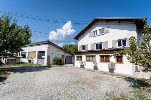 Maison 6 pièces 307 m² · à Albertville · 307 m² · 549 000 €