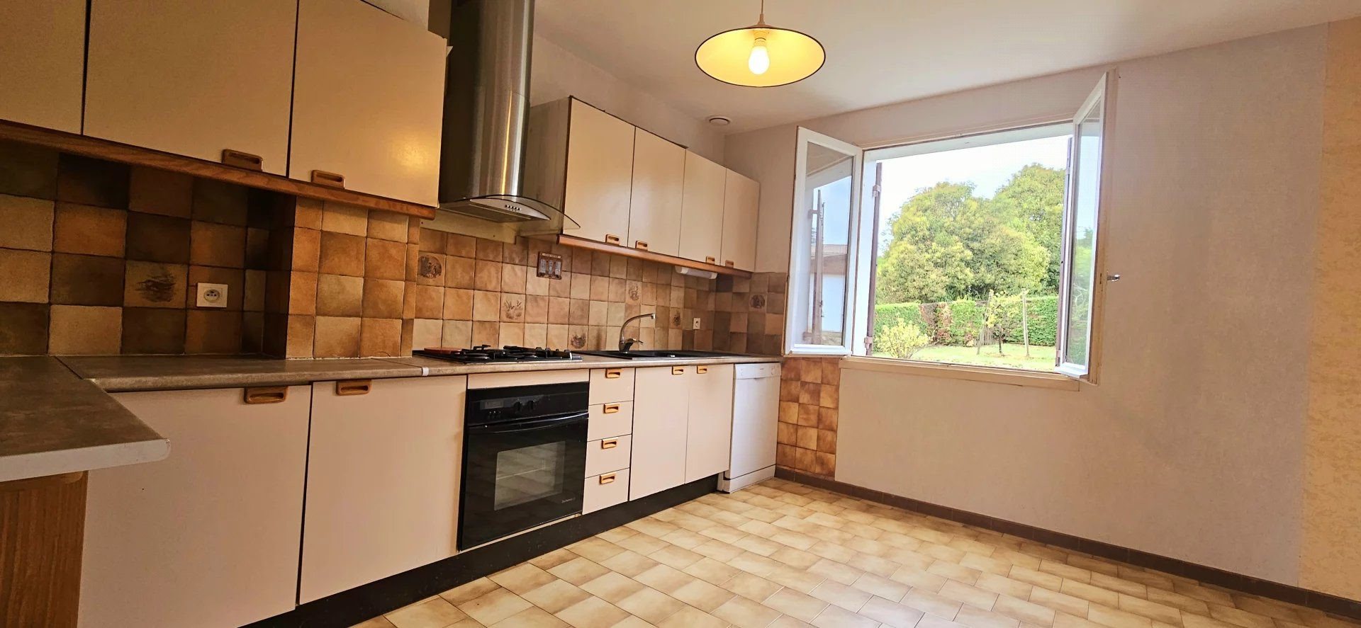 Maison à vendre, 148m², Lembras