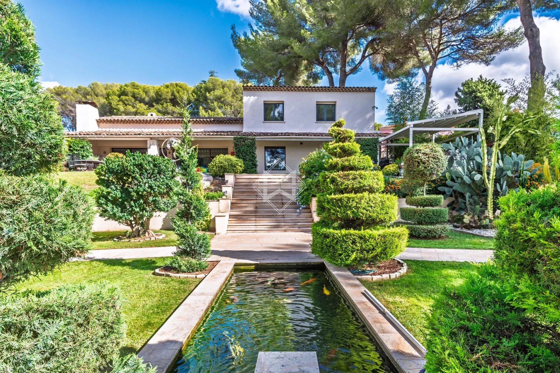 Maison à vendre, 390m², Biot