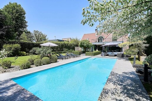Maison 7 pièces 260 m² · à Croix · 260 m² · 1 420 000 €