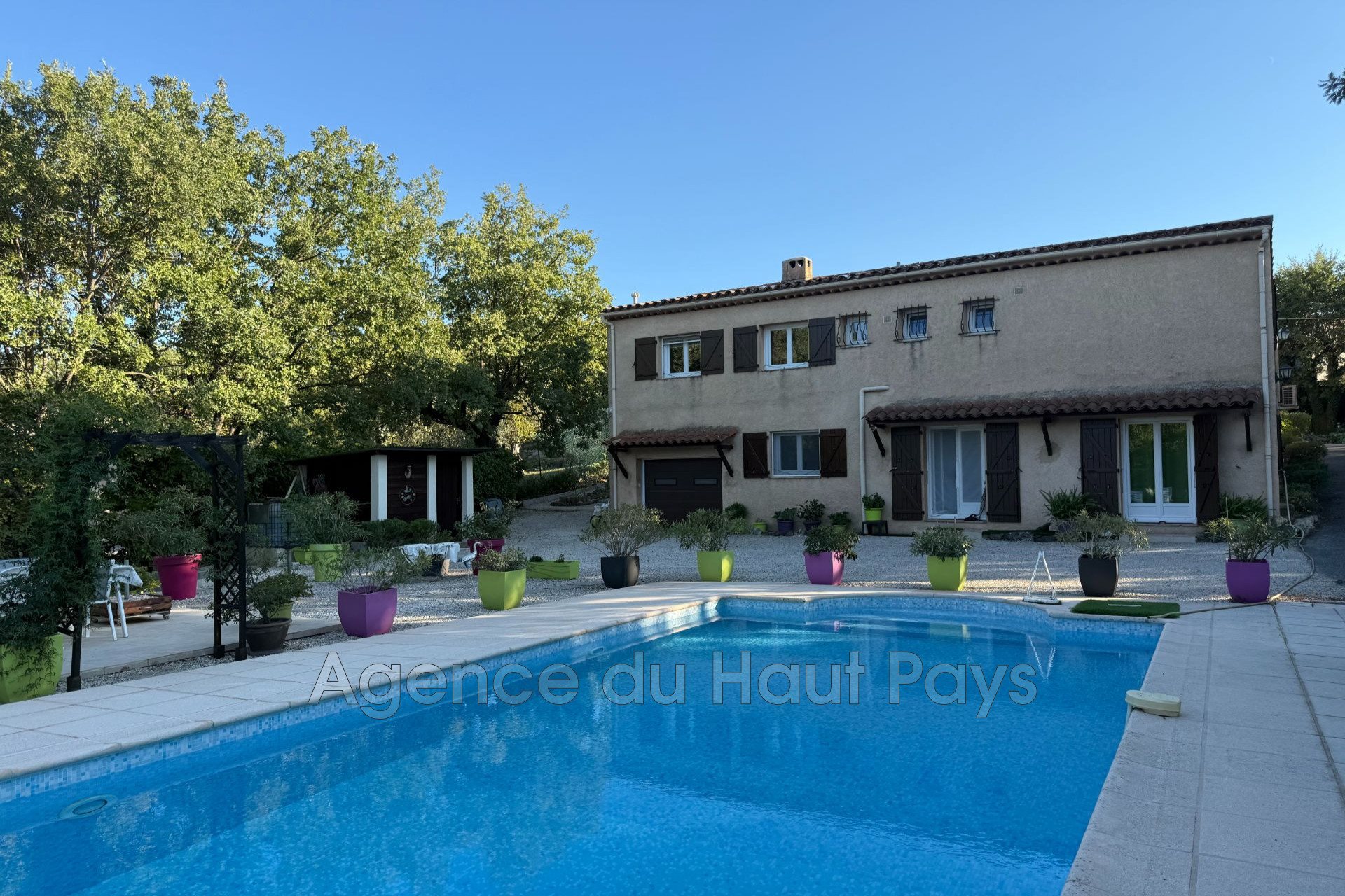 Maison à vendre, 162m², Saint-Cézaire-sur-Siagne
