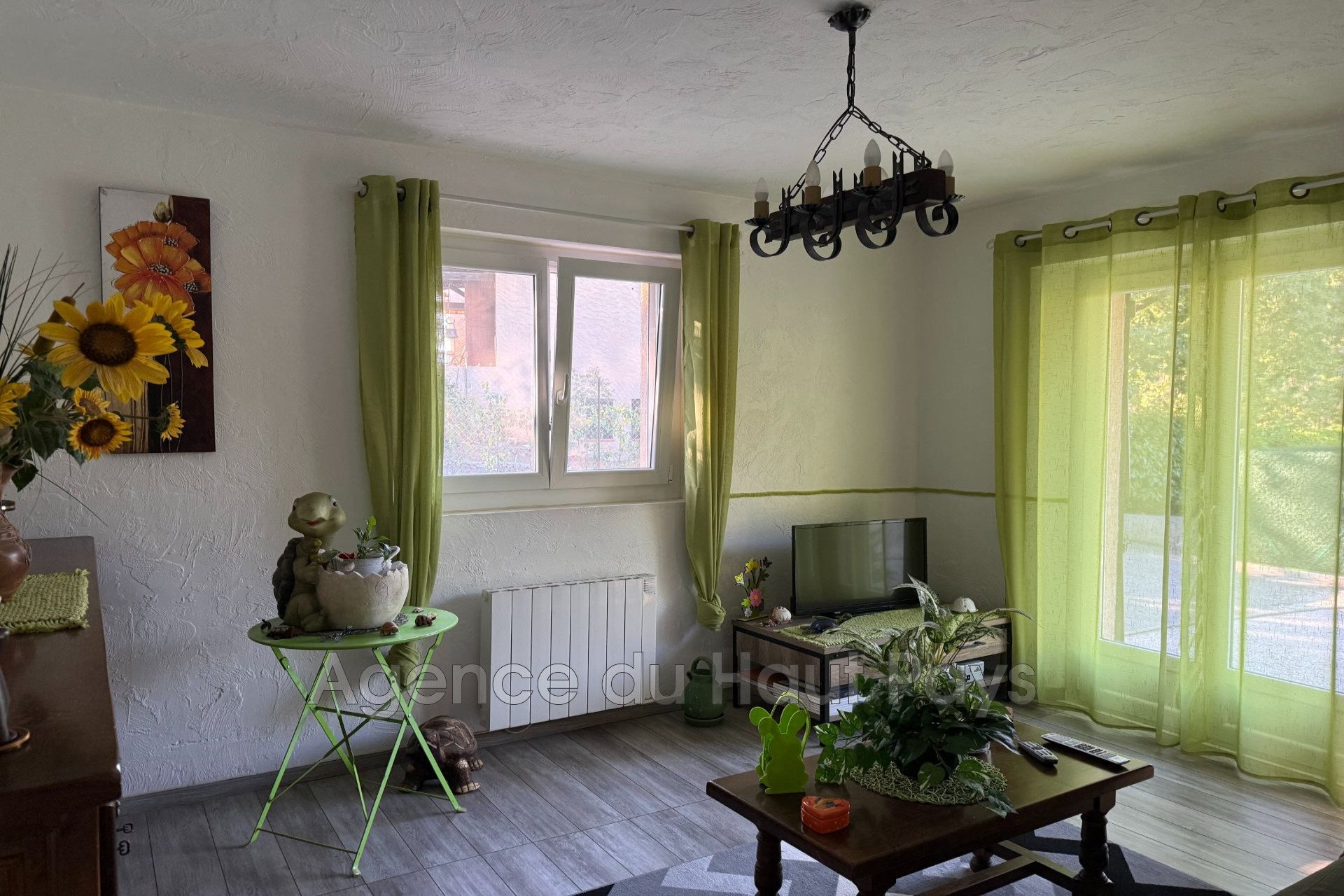 Maison à vendre, 162m², Saint-Cézaire-sur-Siagne