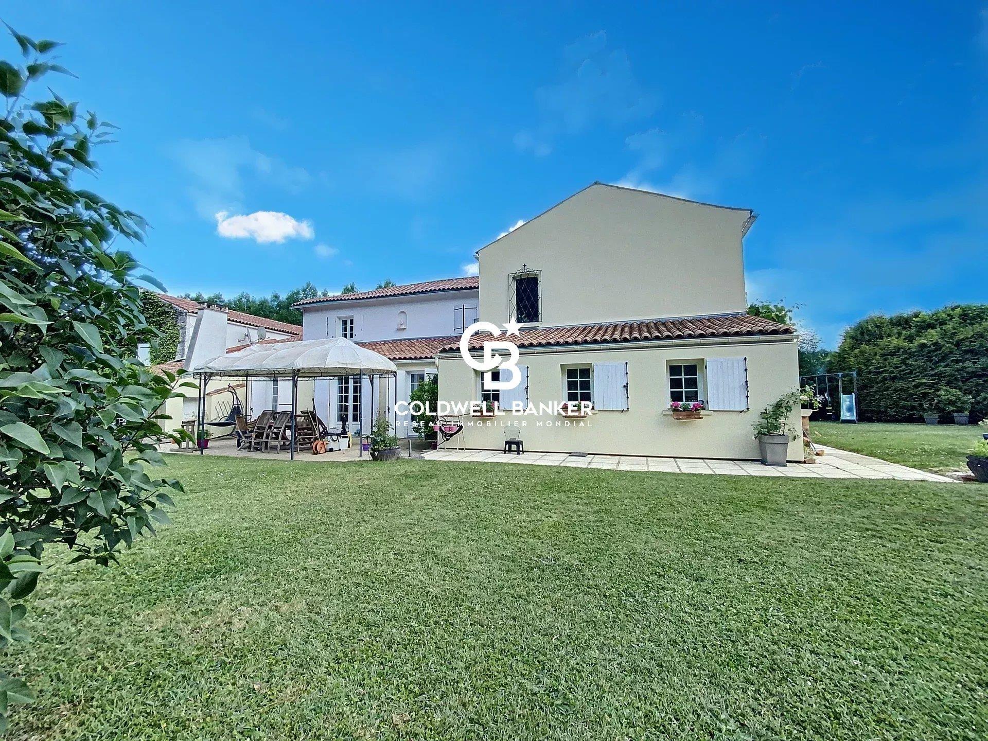 Maison à vendre, 420m², Saint-Césaire