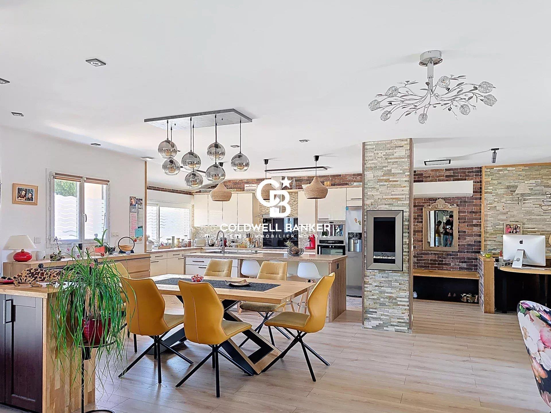 Maison à vendre, 187m², Champagné-les-Marais