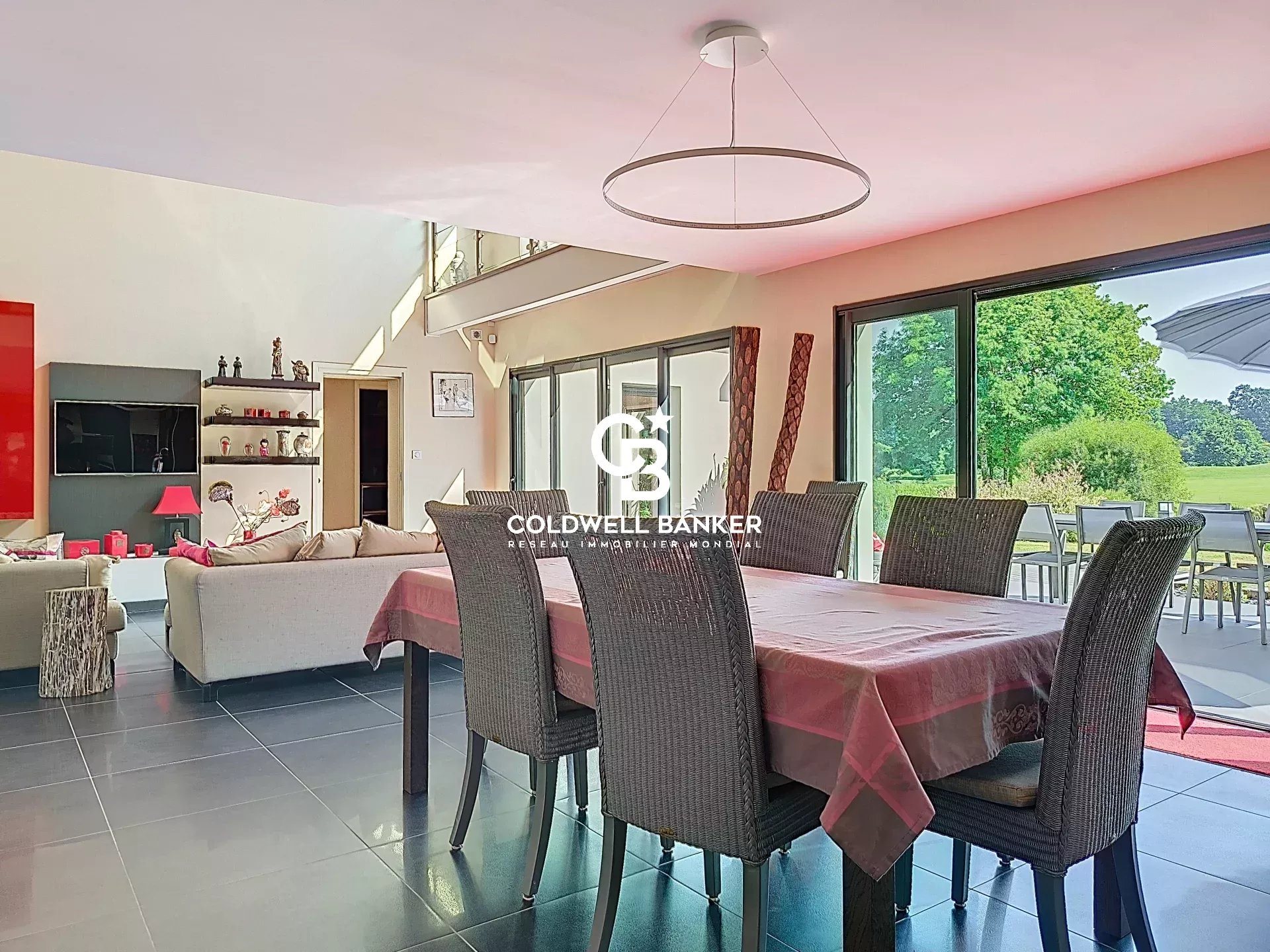 Maison à vendre, 296m², Nesmy