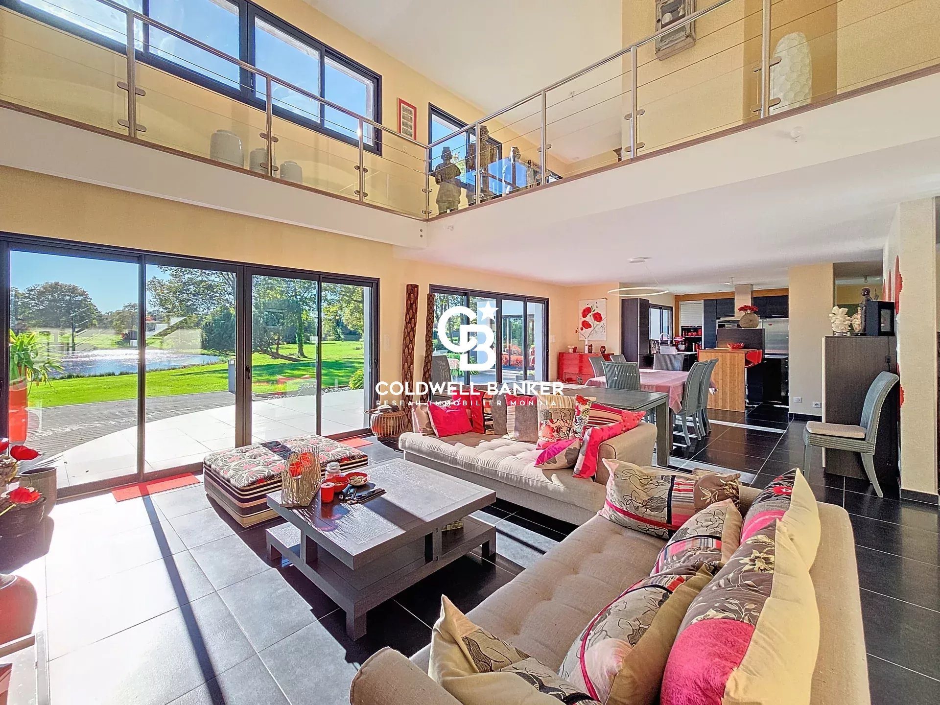 Maison à vendre, 296m², Nesmy