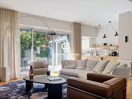 Maison 6 pièces · à La Rochelle · 996 000 €