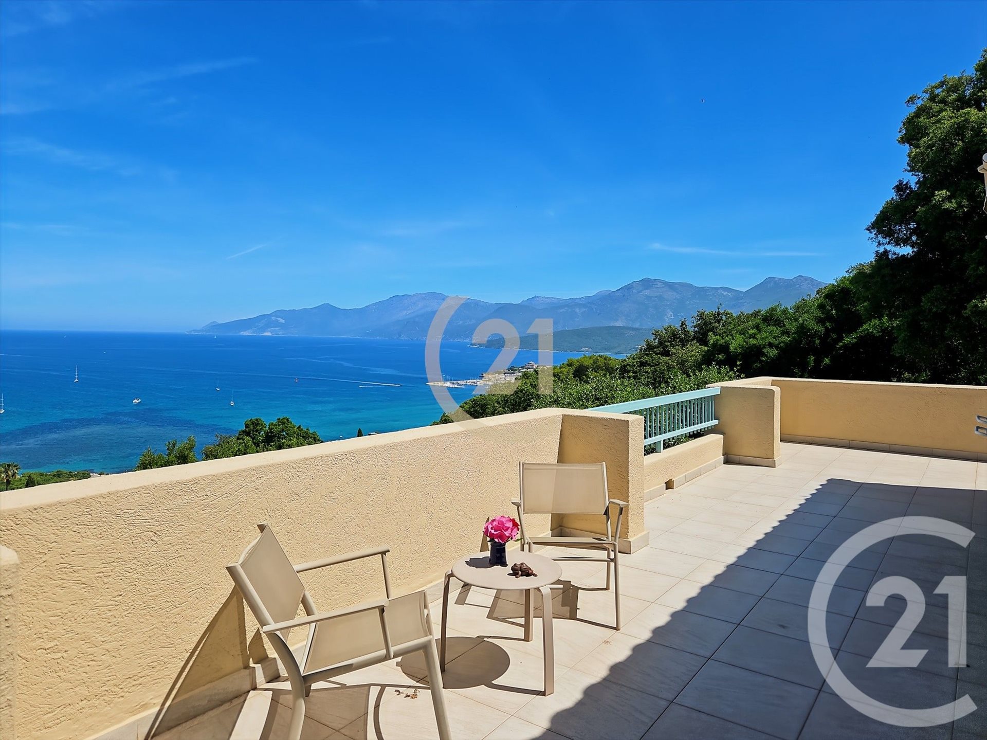 Saint-Florent (Upper Corsica) photo 2