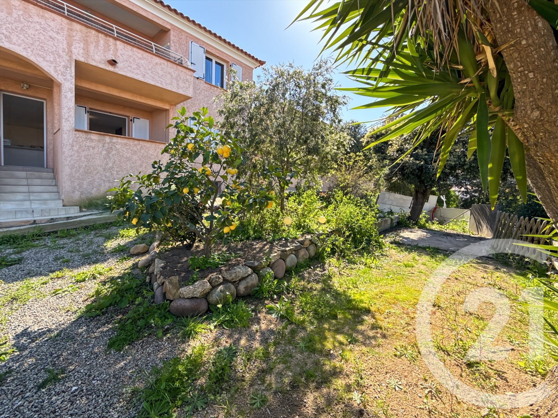 L'Île-Rousse (Upper Corsica) photo 2