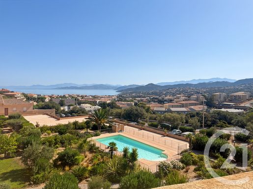 Appartement 2 pièces 44 m² · à L'Île-Rousse · 44 m² · 320 000 €