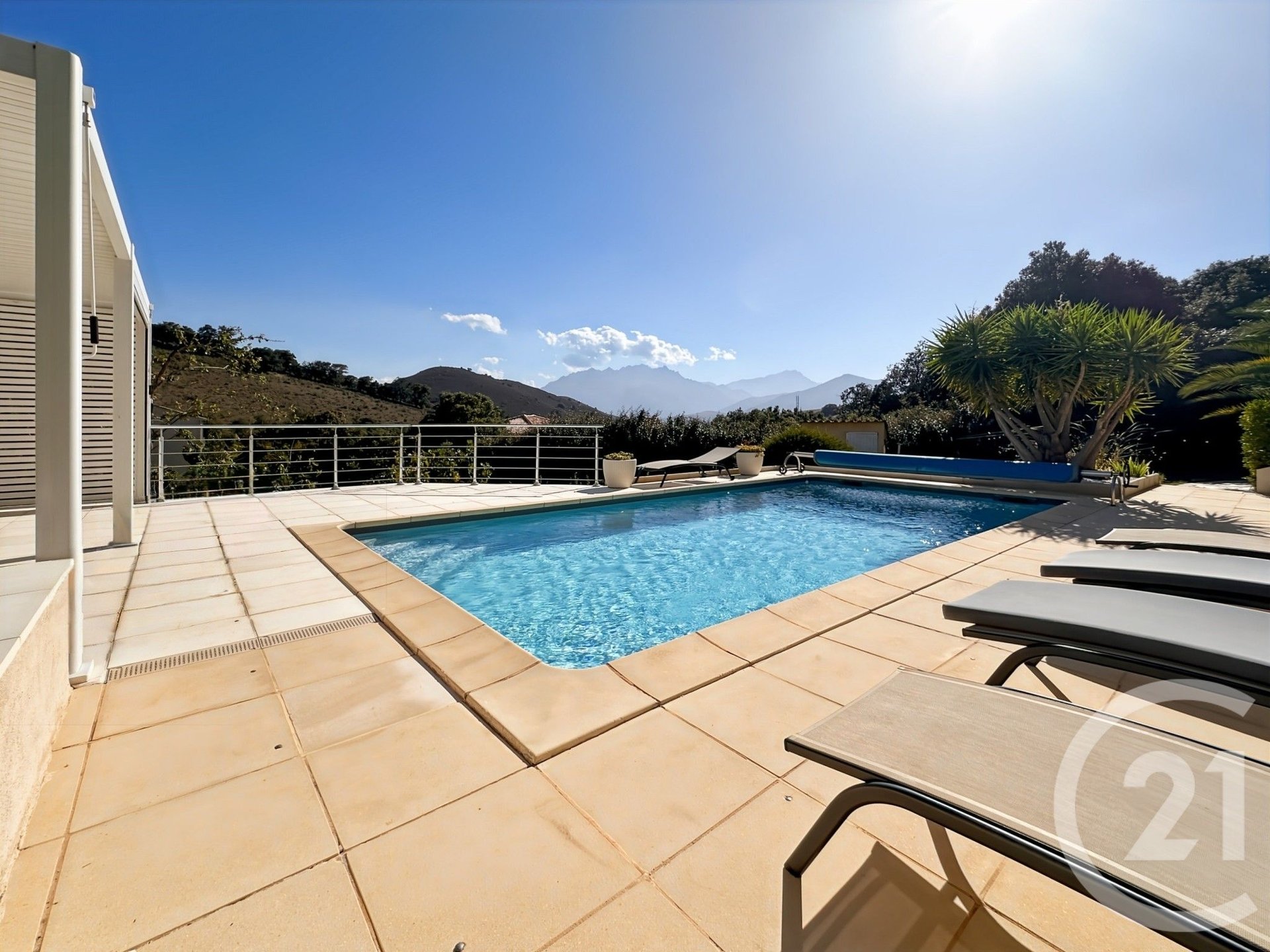 Pietralba (Upper Corsica) photo 3