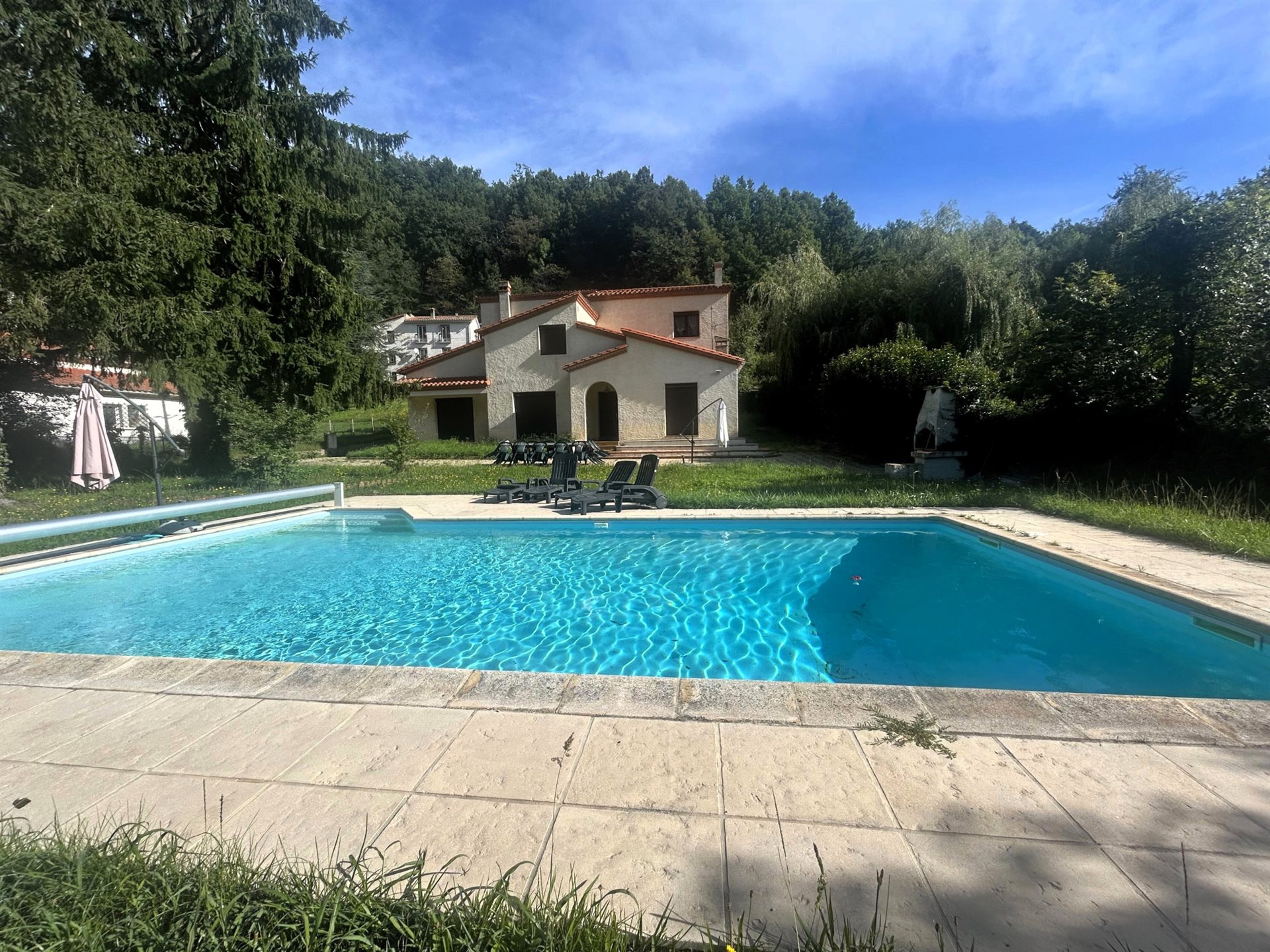 Maison à vendre, 220m², Prats-de-Mollo-la-Preste