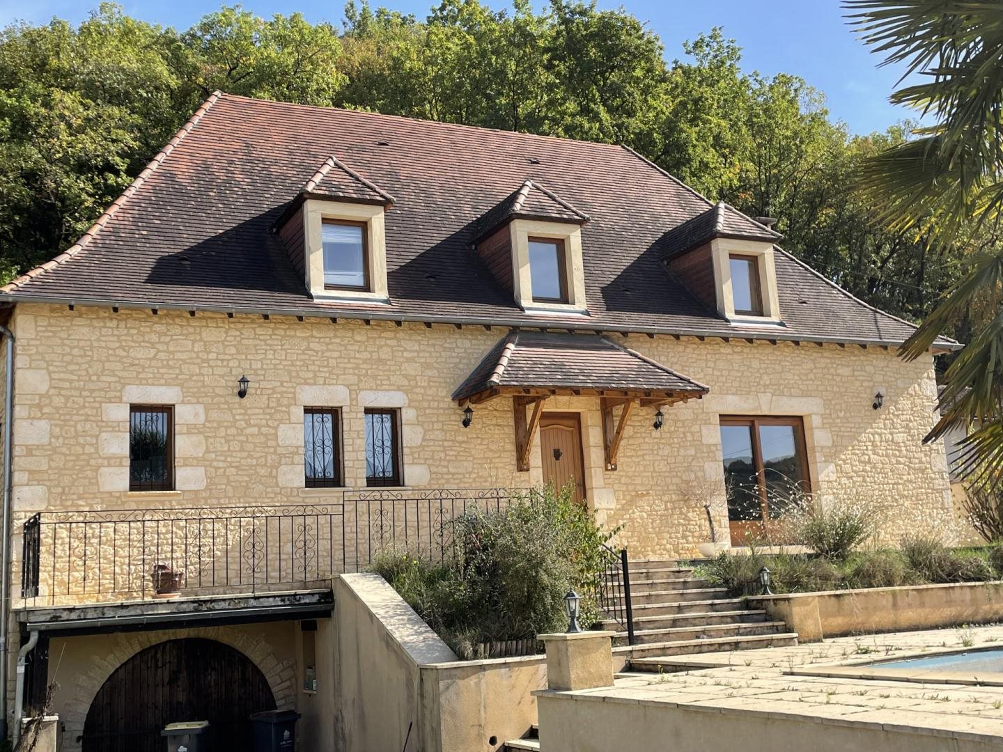 Maison à vendre, 260m², Montignac-Lascaux