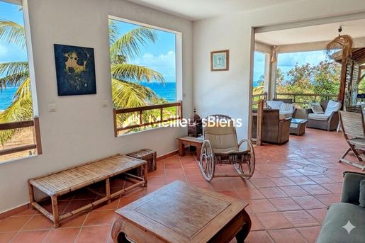 Immeuble 2 pièces 170 m² · à Le Moule · 170 m² · 650 000 €