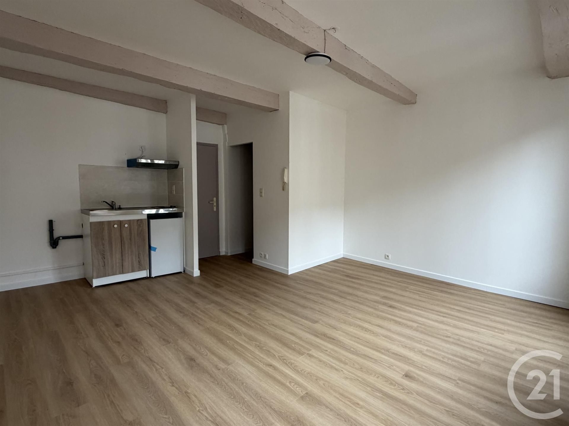 Appartement à louer, 28m², Cordes-sur-Ciel