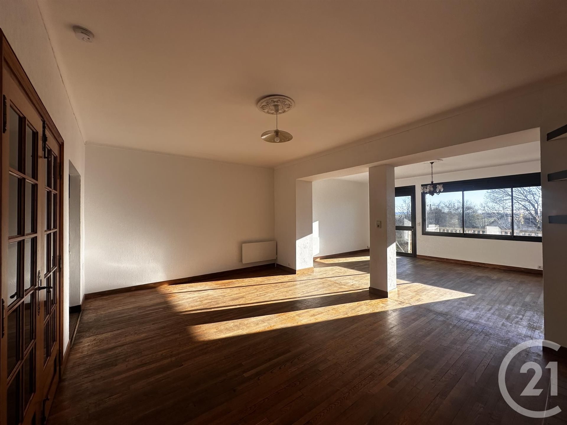 Appartement à louer, 86m², Réquista