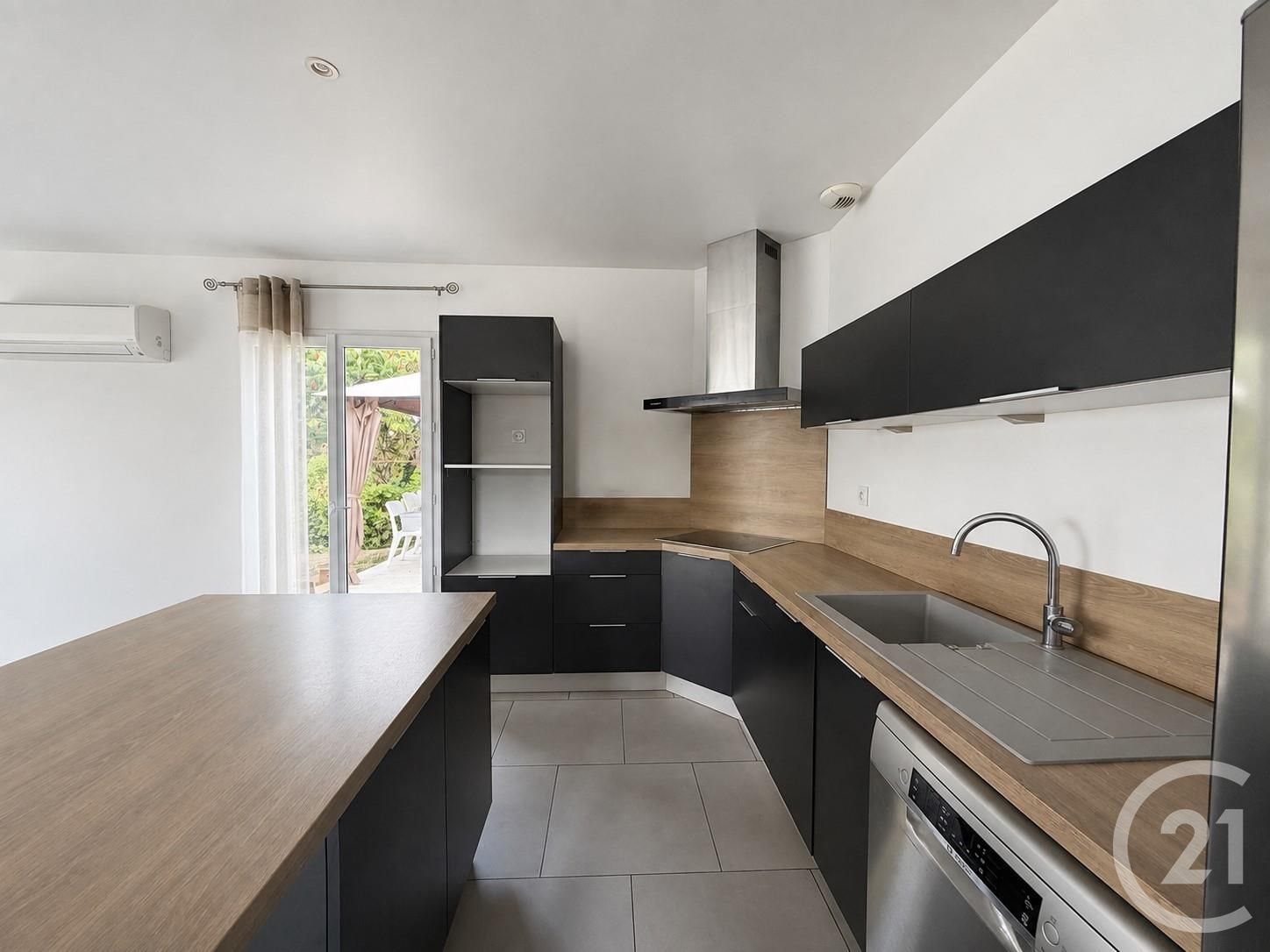 Maison à louer, 85m², Arthès
