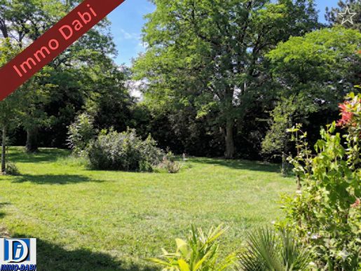 Terrain 1100 m² · à Labarthe-sur-Lèze · 137 000 €