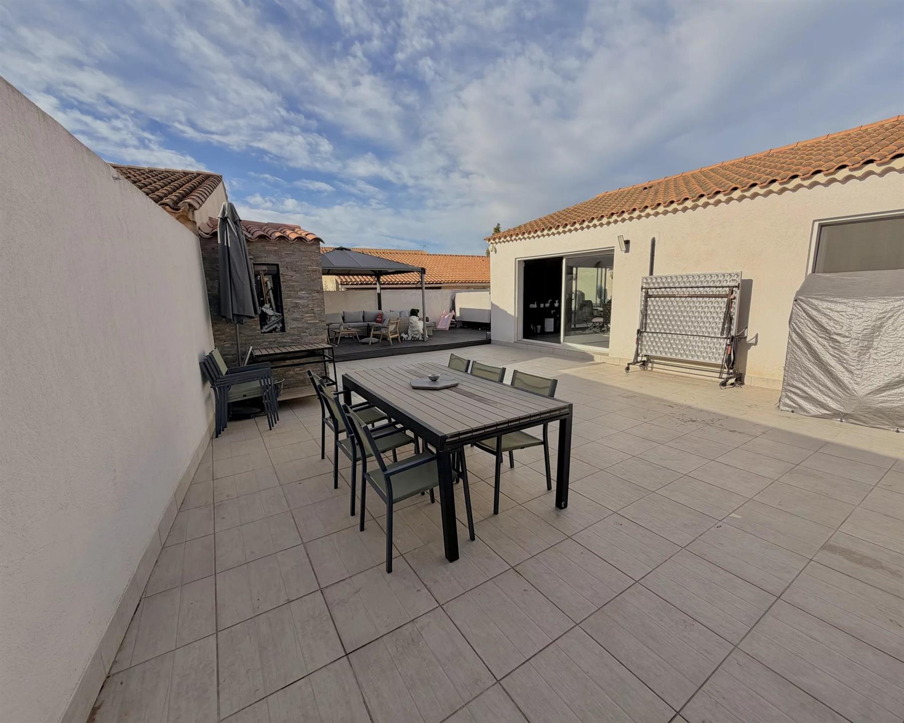 Maison à vendre, 121m², Vitrolles