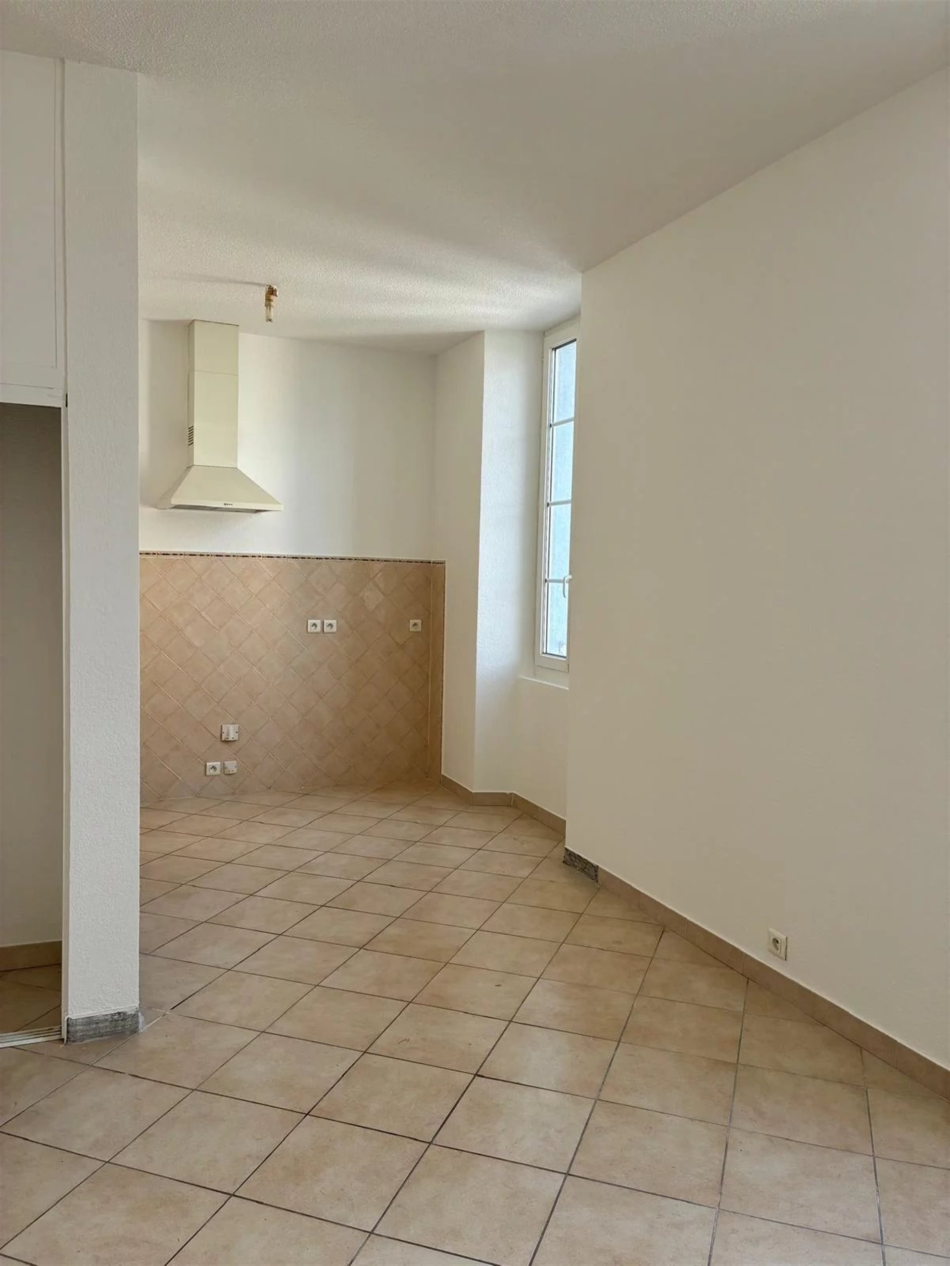 Maison à vendre, 257m², Marignane