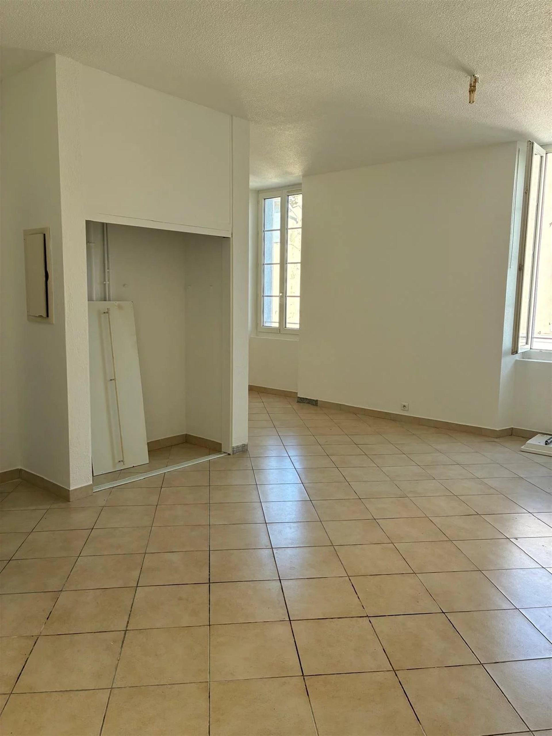 Maison à vendre, 257m², Marignane