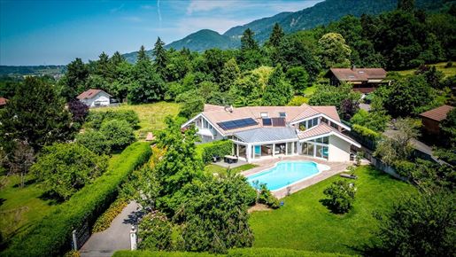 Maison 9 pièces 380 m² · à Fessy · 380 m² · 1 199 000 €