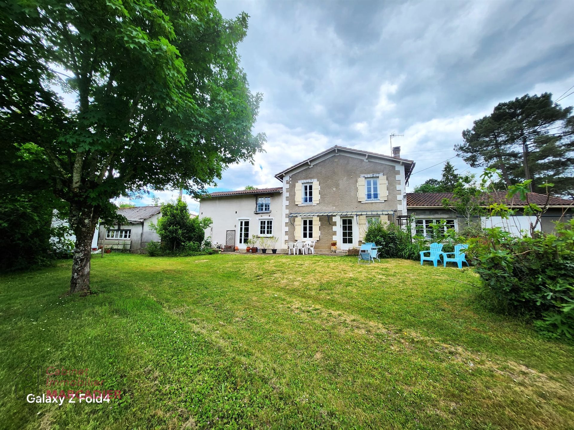 Maison à vendre, 142m², Mussidan