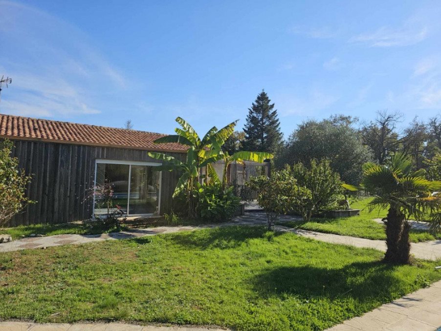 Maison à vendre, 149m², Ménesplet